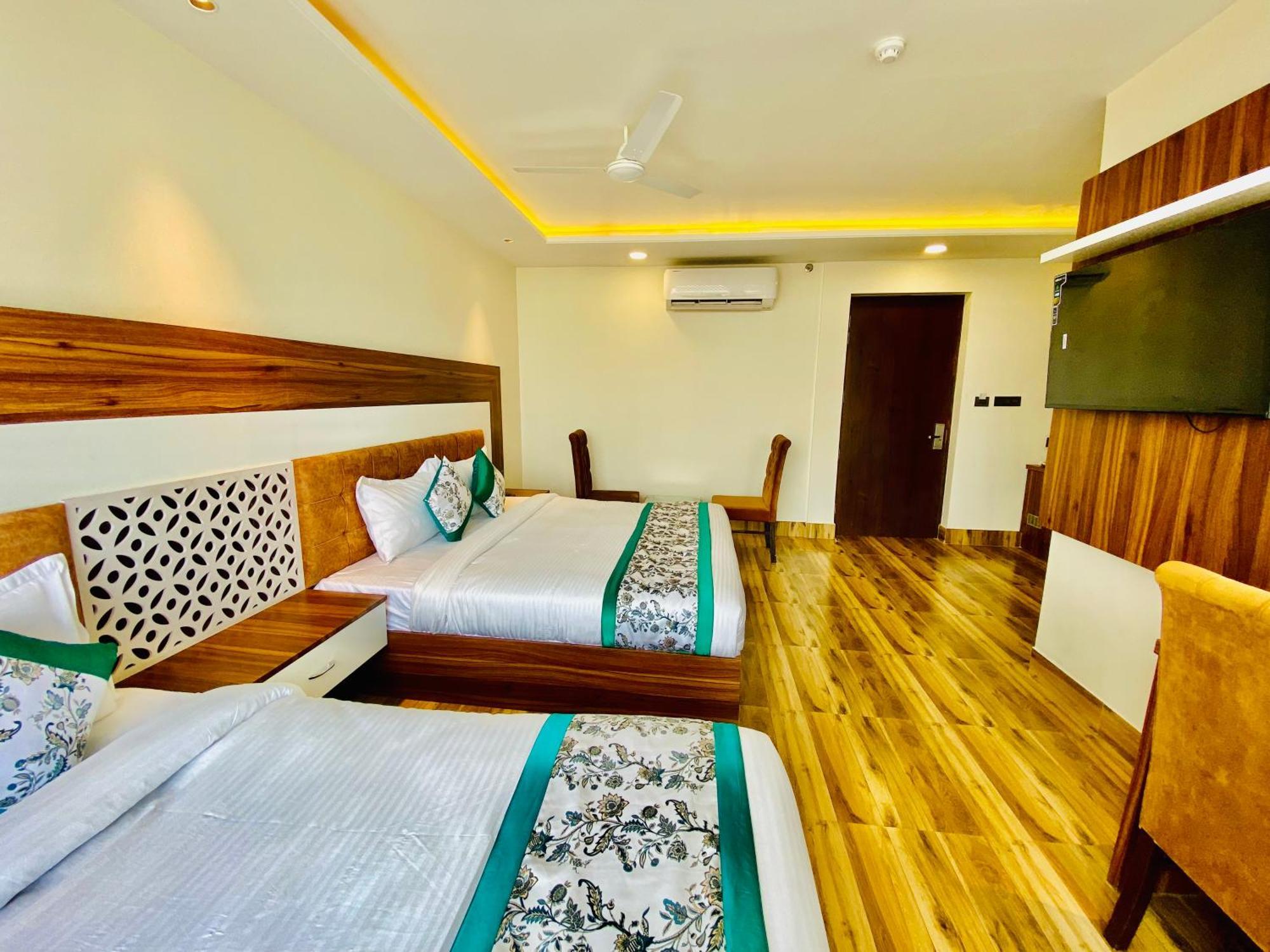 Hotel White House 350 Mtr From Golden Temple Amritsar Exterior foto