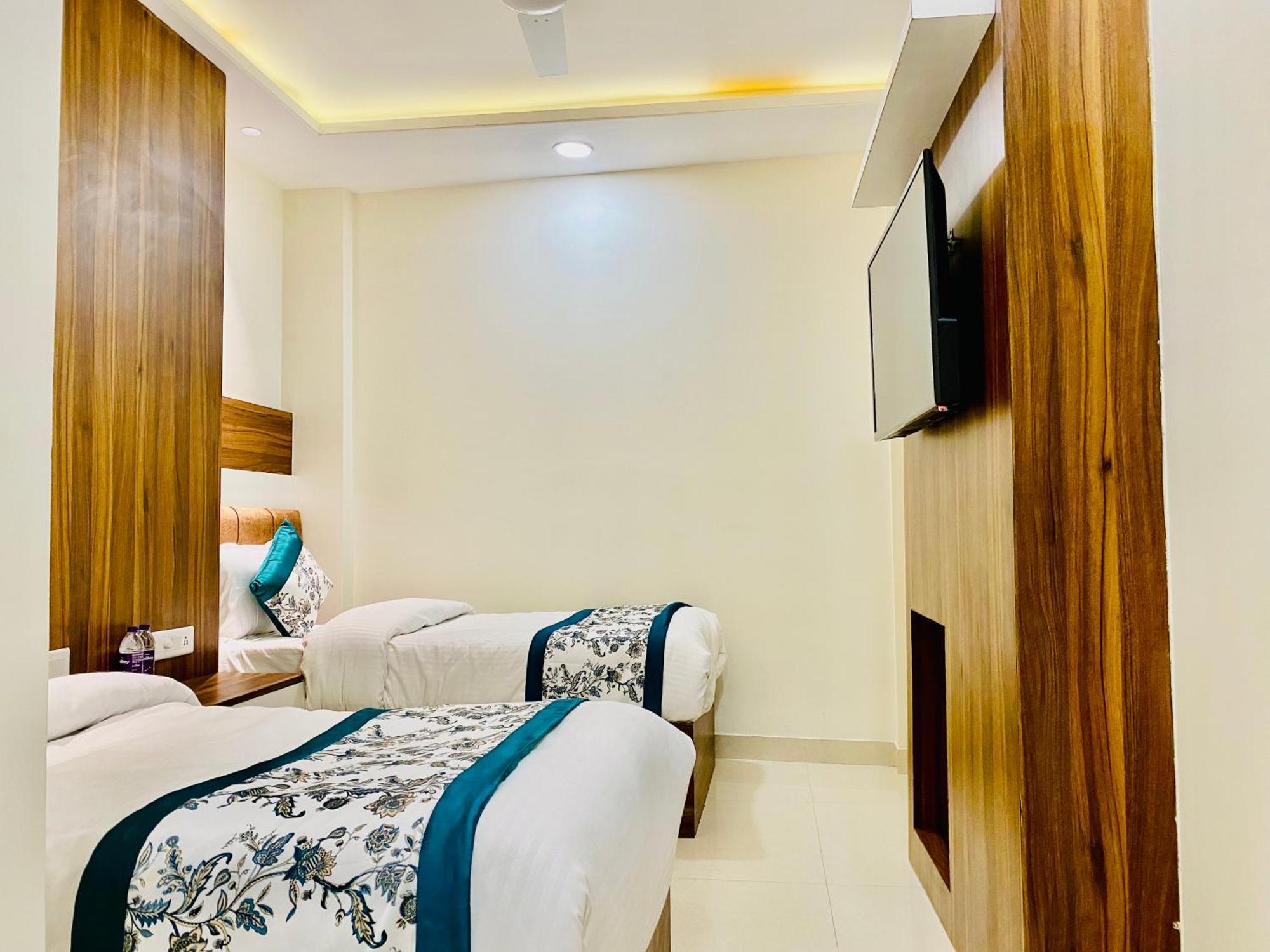 Hotel White House 350 Mtr From Golden Temple Amritsar Exterior foto