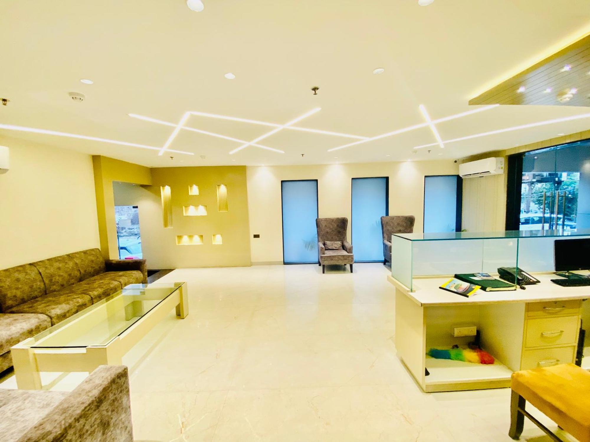 Hotel White House 350 Mtr From Golden Temple Amritsar Exterior foto